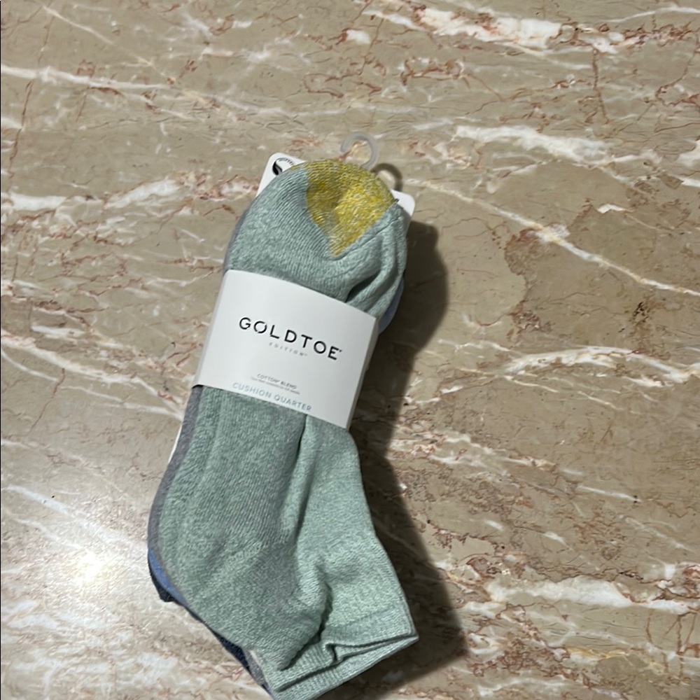Gold Toe women’s Cushion Quarter Socks - Gray
